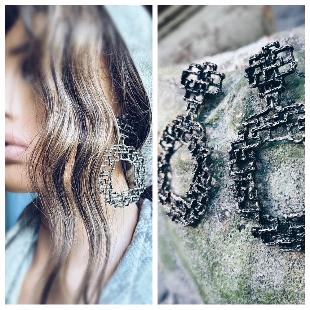 Earrings / Vintage YOCHI